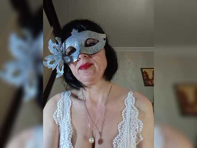 Live sex webcam photo for Lilya18 #291772448