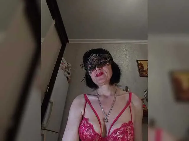 Live sex webcam photo for Lilya18 #293135329