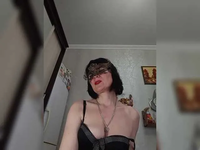 Live sex webcam photo for Lilya18 #293303428