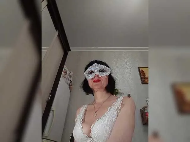 Live sex webcam photo for Lilya18 #293448636