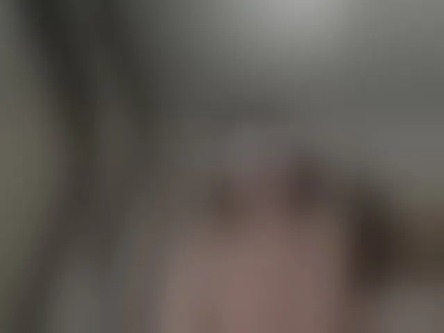 Live sex webcam photo for Lilya18 #293664661