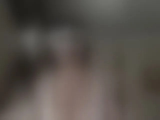 Live sex webcam photo for Lilya18 #293959717