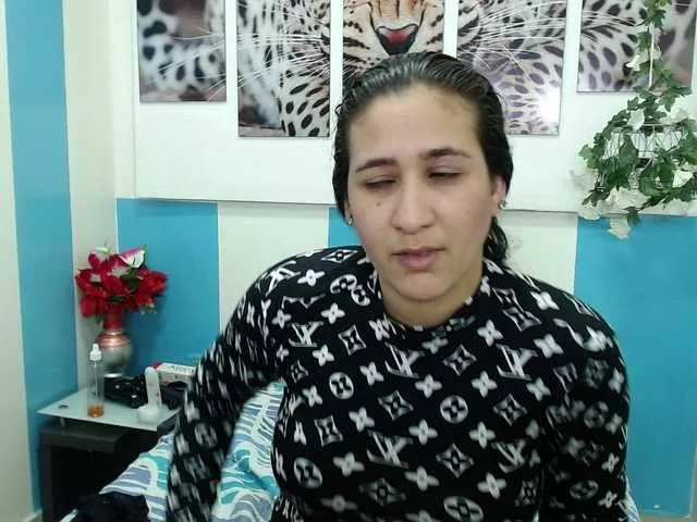 Live sex webcam photo for LilyandMary #273987721