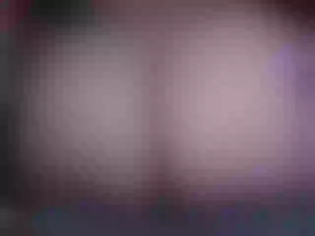 Live sex webcam photo for Lilye #277693861