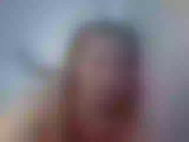 Live sex webcam photo for Lilye #292157199