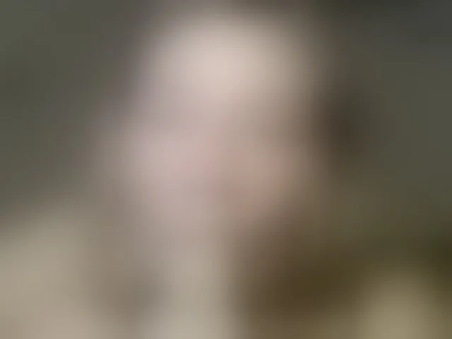 Live sex webcam photo for Lilye #292432676
