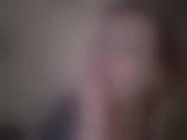 Live sex webcam photo for Lilye #293075059