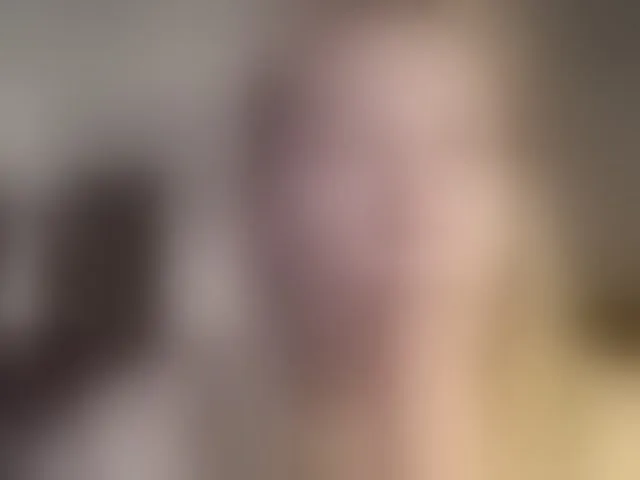 Live sex webcam photo for Lilye #293604456