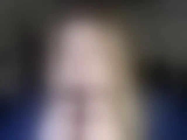 Live sex webcam photo for Lilye #294039018