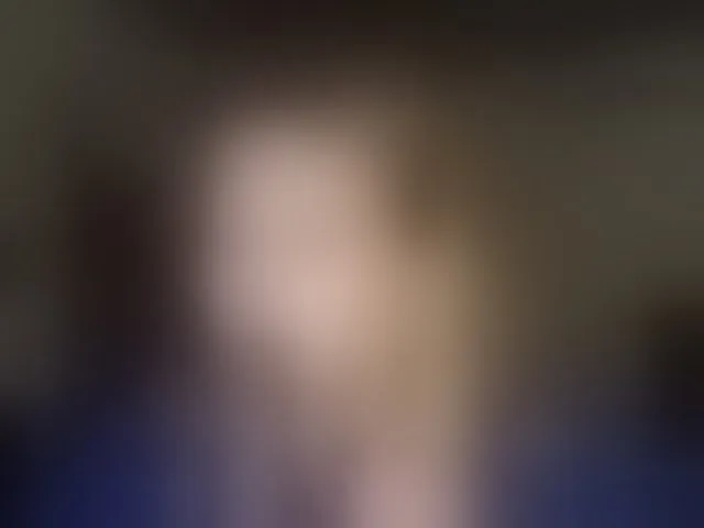 Live sex webcam photo for Lilye #294139364