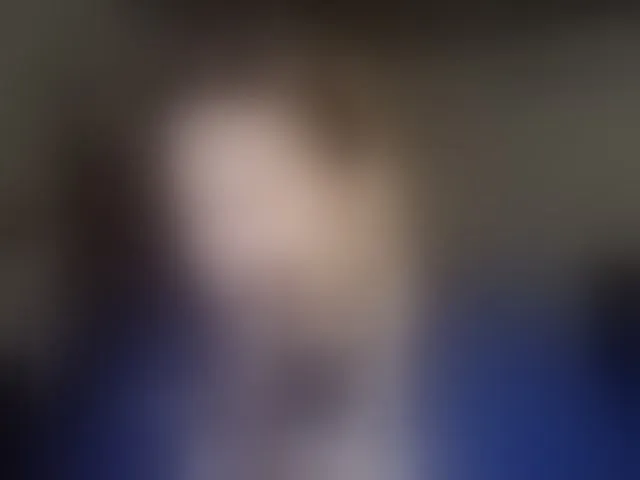 Live sex webcam photo for Lilye #294150192