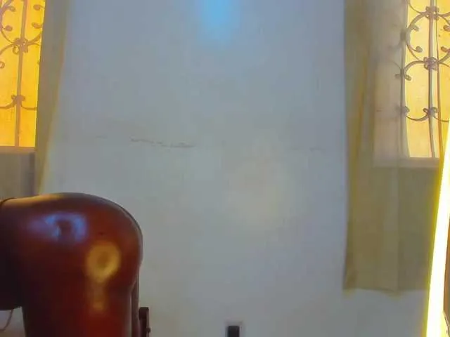 Live sex webcam photo for Lilyusk11 #291422945