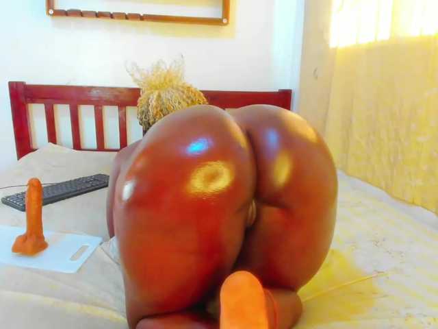 Live sex webcam photo for Lilyusk11 #291454411