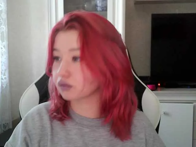 Live sex webcam photo for LinMorzz #290155211