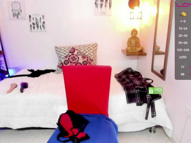 Live sex webcam photo for Lina-Hermosa #272587217