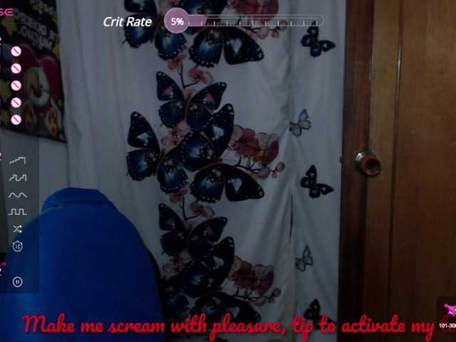 Live sex webcam photo for Lina-Hermosa #277894568