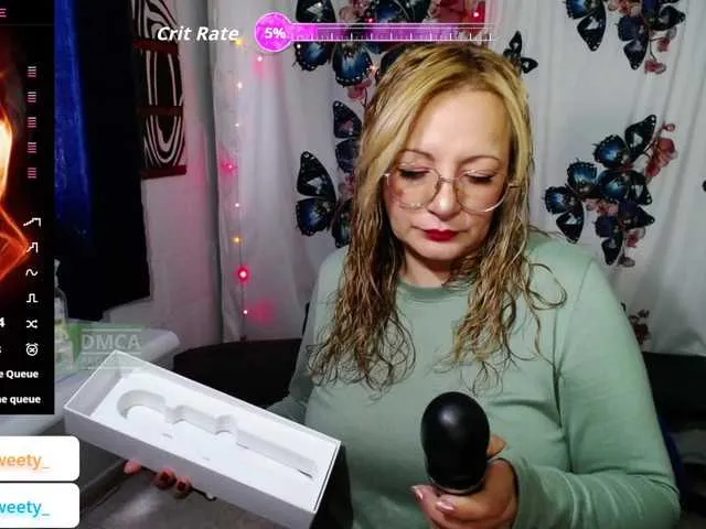 Live sex webcam photo for Lina-Hermosa #291934884