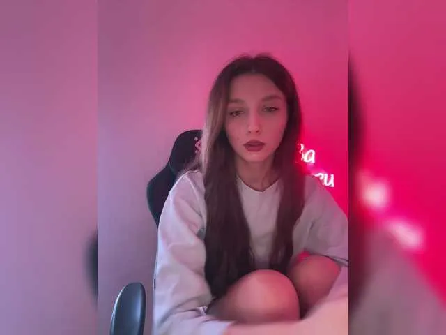 Live sex webcam photo for LinaCute #290365151