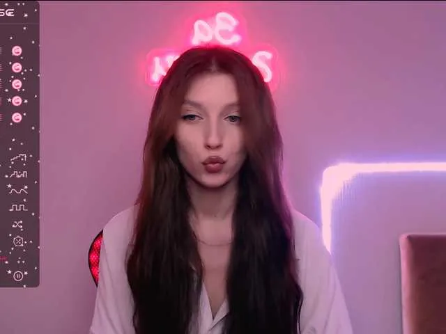 Live sex webcam photo for LinaCute #290372318