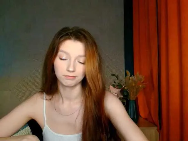 Live sex webcam photo for LinaCute #290645240
