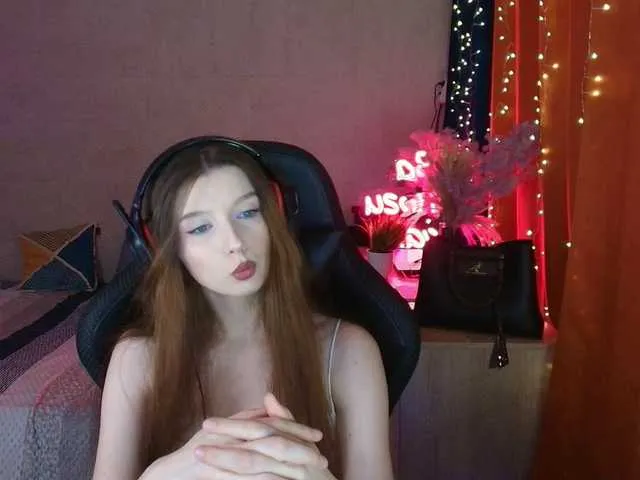 Live sex webcam photo for LinaCute #291114259