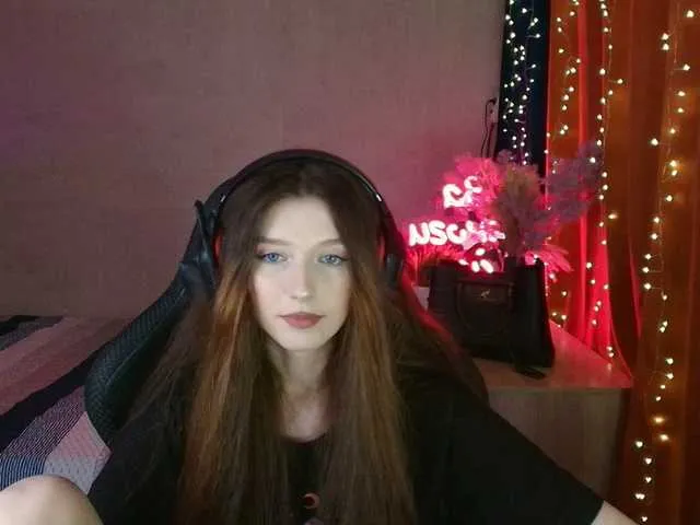 Live sex webcam photo for LinaCute #291135546