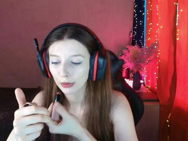Live sex webcam photo for LinaCute #291193999