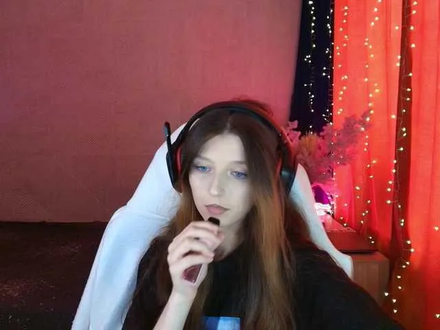 Live sex webcam photo for LinaCute #291319217