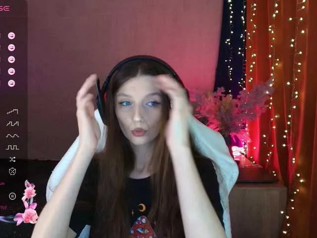 Live sex webcam photo for LinaCute #291329273
