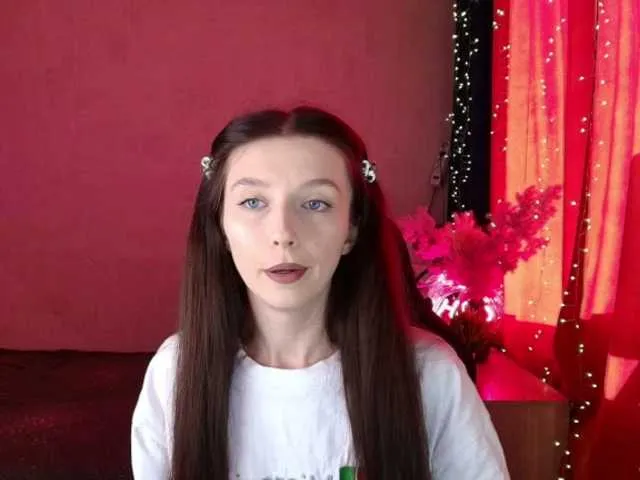Live sex webcam photo for LinaCute #291489750