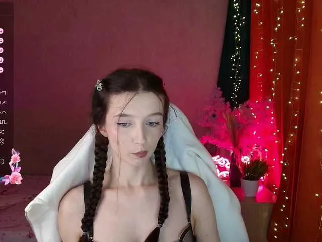 Live sex webcam photo for LinaCute #291632241