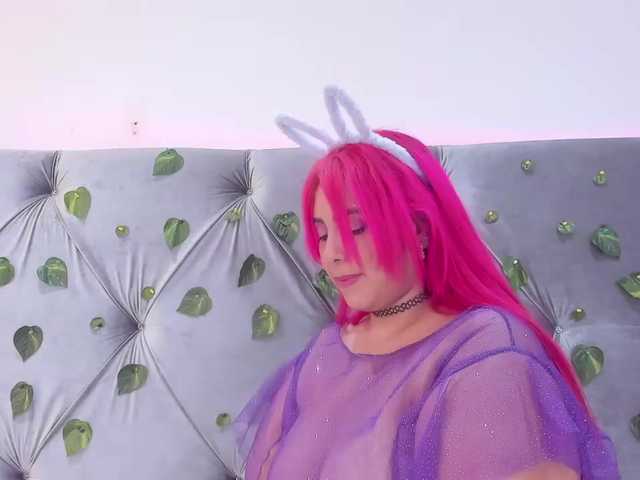 Live sex webcam photo for LinaSantos #276035750