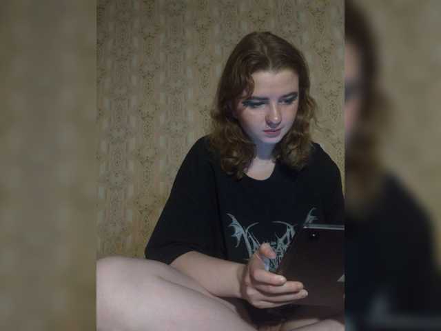 Live sex webcam photo for Linah3re #276493627