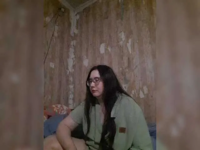 Live sex webcam photo for Linavia #290397603