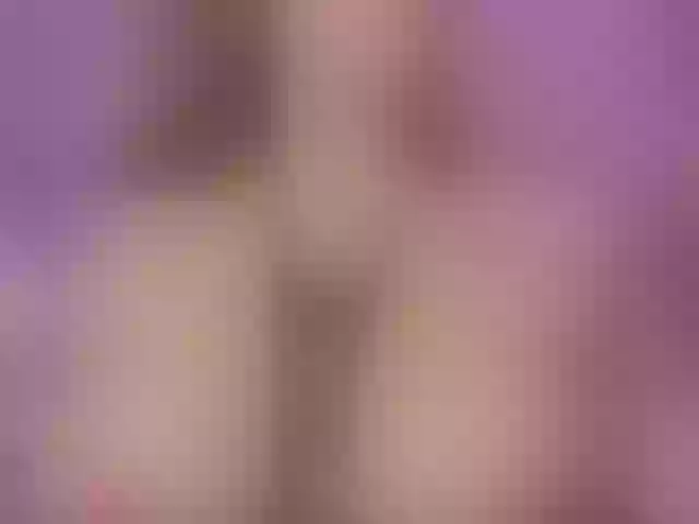 Live sex webcam photo for Linda-Evanss #291349968