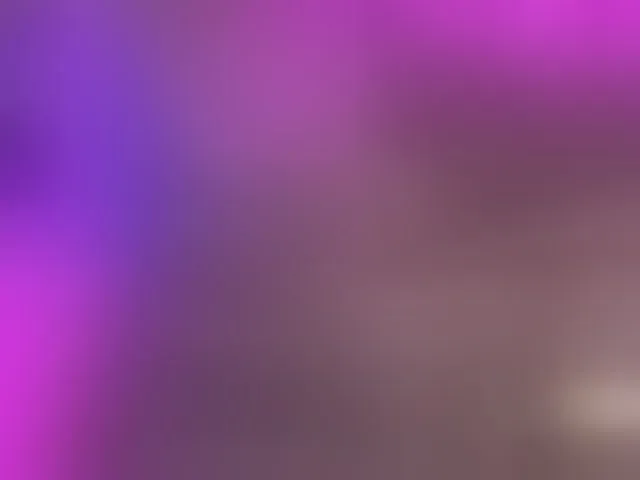 Live sex webcam photo for Linda-Evanss #293242117