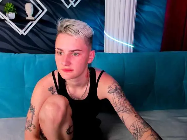 Live sex webcam photo for LindaBryantt #291103020