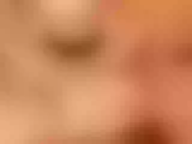 Live sex webcam photo for LindaJenny #272392262