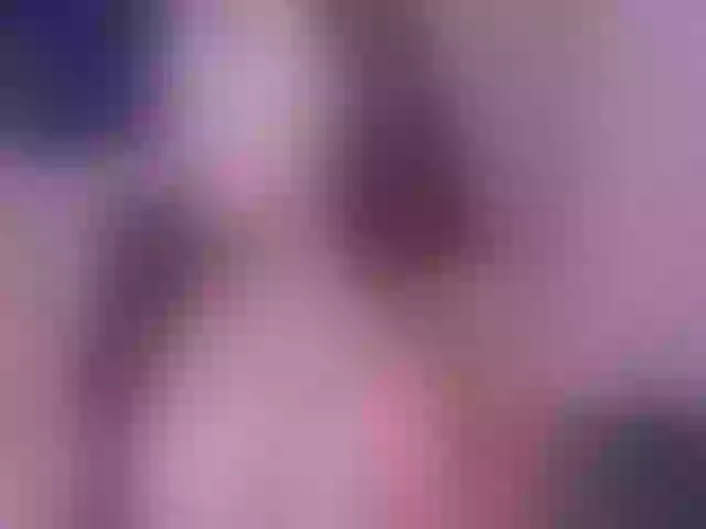 Live sex webcam photo for LindaSelena #292069261