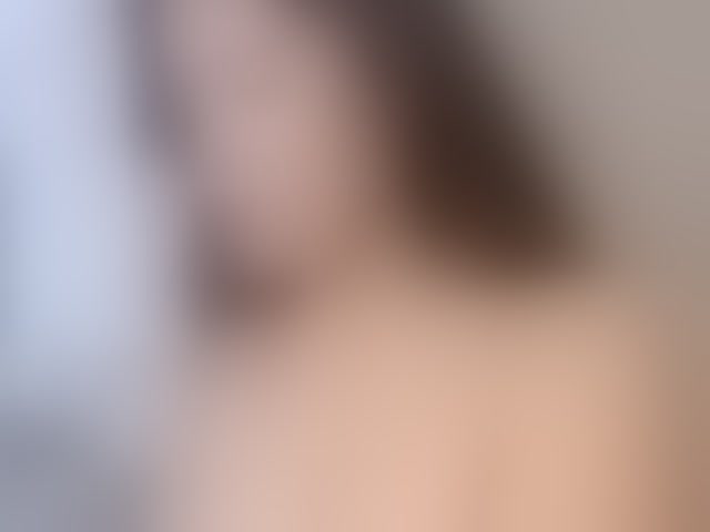 Live sex webcam photo for LindaSelena #294295777