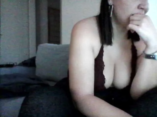 Live sex webcam photo for Lindafrancaise #277730118