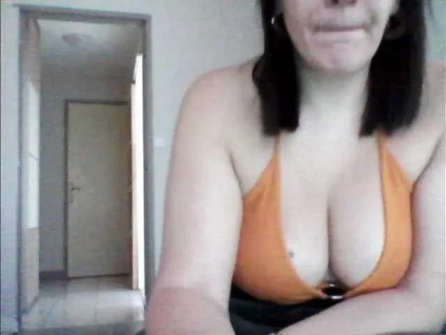 Live sex webcam photo for Lindafrancaise #277770374