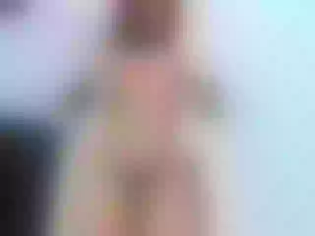 Live sex webcam photo for Lindasantos #271972571