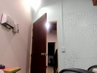 Live sex webcam photo for Lindsay-ford #165212445