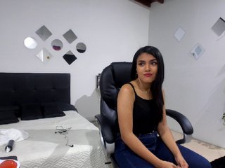 Live sex webcam photo for Lindsay-ford #195785953