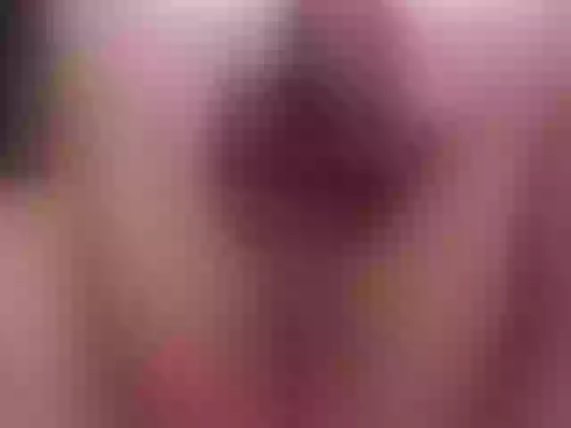Live sex webcam photo for LindsayHoffma #271886539