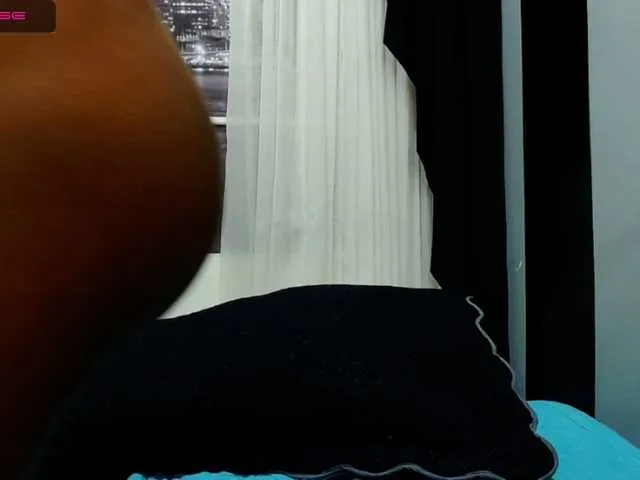 Live sex webcam photo for LindsayQueen #272933567