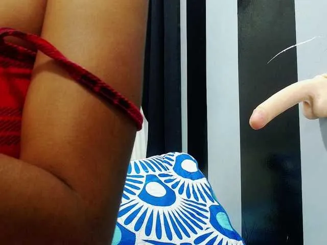 Live sex webcam photo for LindsayQueen #274080484