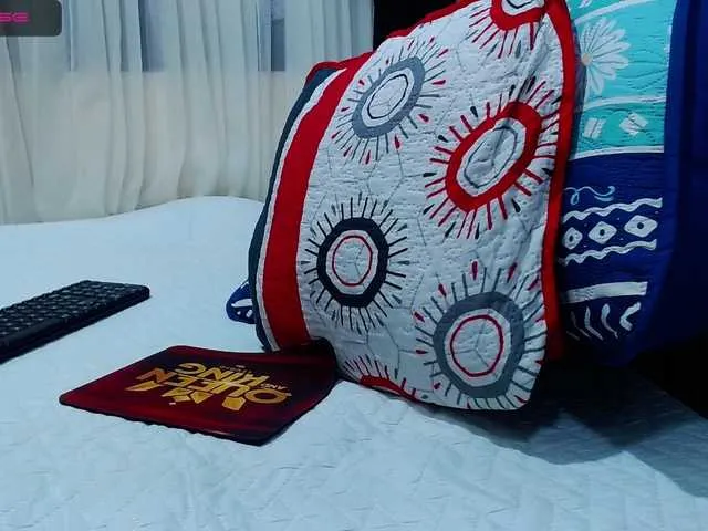 Live sex webcam photo for LindsayQueen #274200945