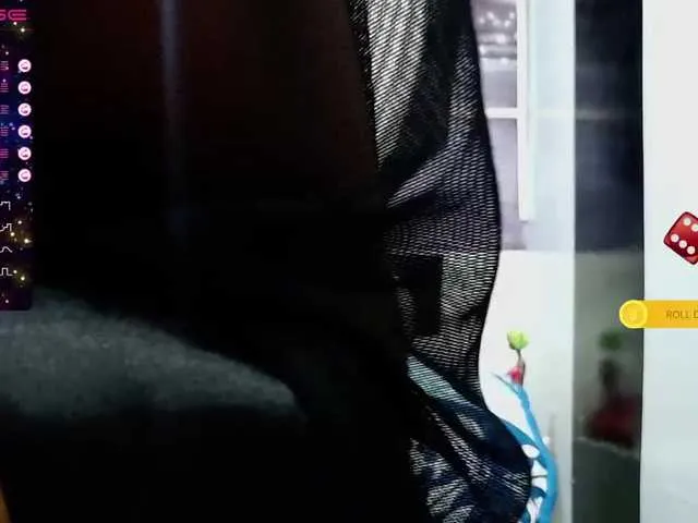 Live sex webcam photo for LindsayQueen #274333247